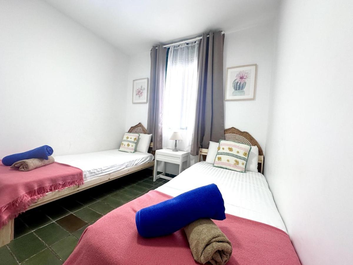 2The Best Location - Las Americas & Parking Плая-де-лас-Америкас Экстерьер фото